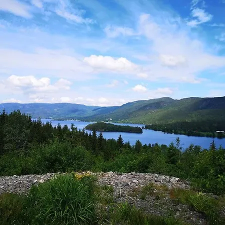 Holiday home Idyllisk Vestlandsfolelse Ved Eikeren