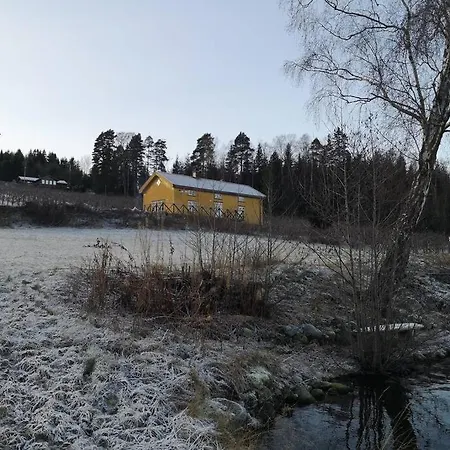 Idyllisk Vestlandsfolelse Ved Eikeren Fiskum