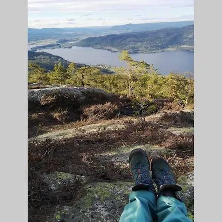 Holiday home Idyllisk Vestlandsfolelse Ved Eikeren *