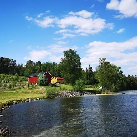 Idyllisk Vestlandsfolelse Ved Eikeren * Fiskum